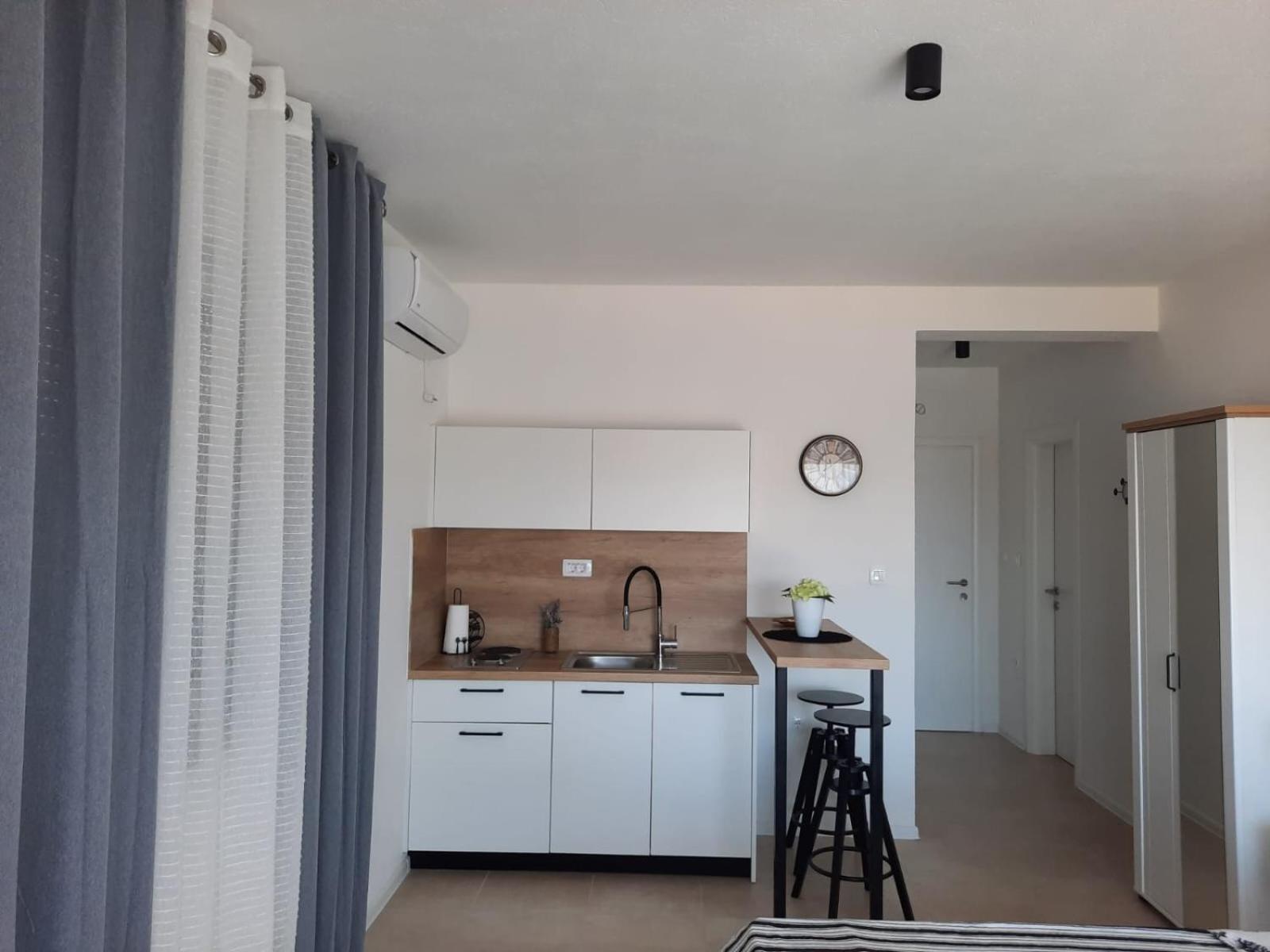 Apartmani Silentium เนอุม ภายนอก รูปภาพ